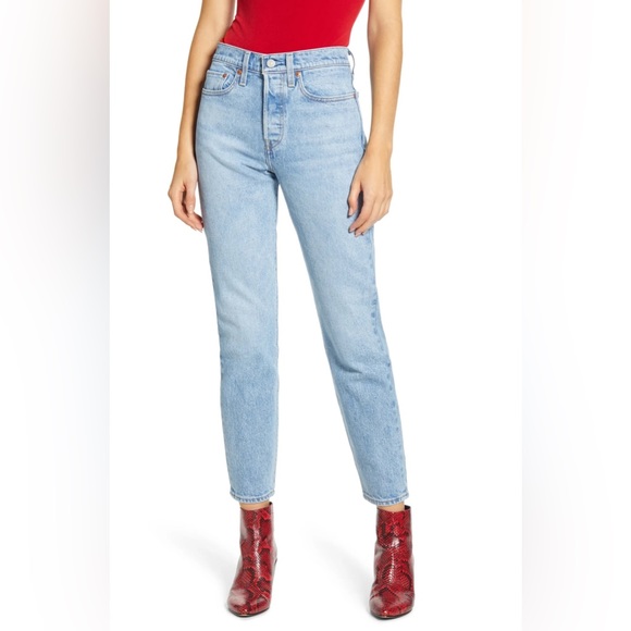 Levi’s Wedgie Fit Jeans - Picture 3 of 5